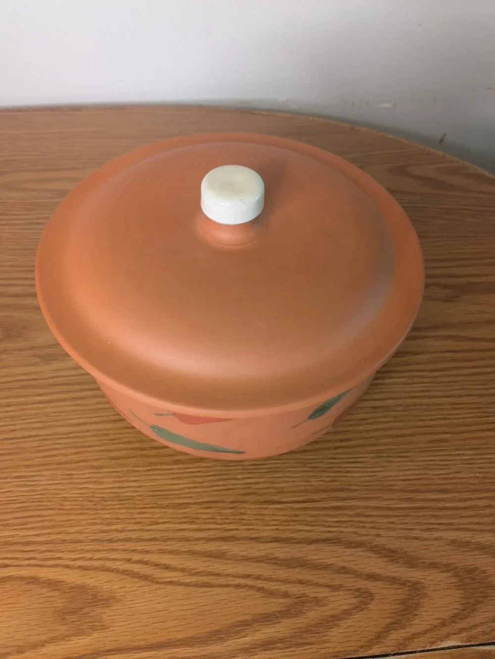 vintage vale do sol potugal pottery covered dish bowl hand painted chiles  measu